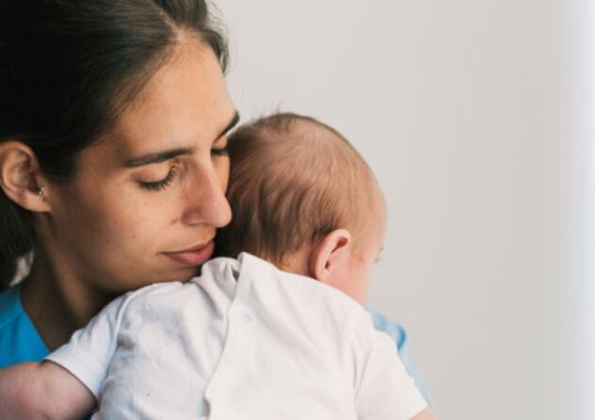 Extra measles dose urged for infants travelling overseas