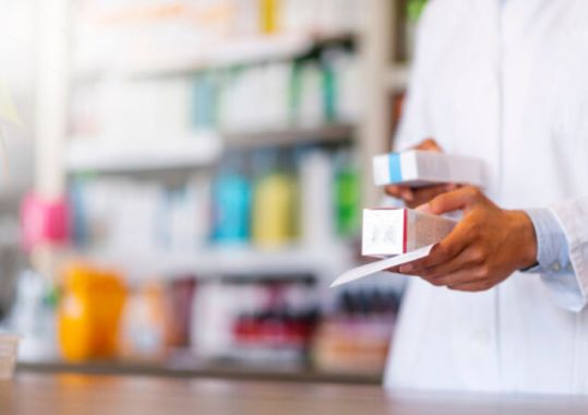 Insurer warns expanded pharmacy prescribing could increase patient risk