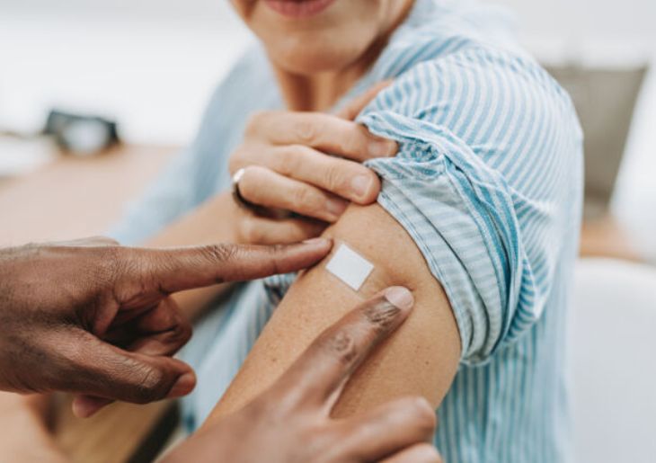 Flu vaccine talks still matter after COVID, GPs say