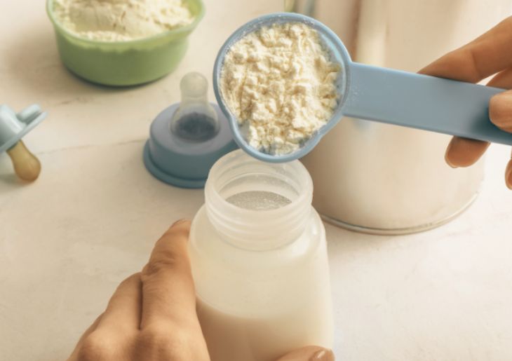 Doctors want stricter controls on baby formula ads